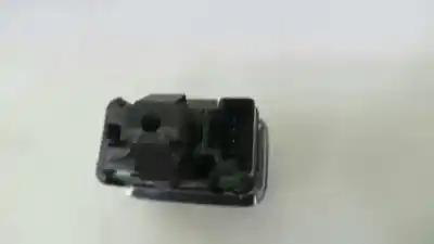 Second-hand car spare part rear right power window switch for infiniti q30 1.5 d oem iam references a2049058102  a2049058102