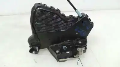 Tweedehands auto-onderdeel deurslot rechts voor voor toyota corolla (_e12_) 2.0 d-4d (cde120r_ cde120l_) oem iam-referenties 6904002152