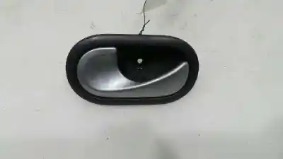 Pezzo di ricambio per auto di seconda mano maniglia interna anteriore sinistra per renault twingo authentique riferimenti oem iam 8200843631