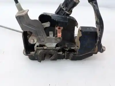 Автозапчастина б/у замок передніх дверей лівий для kia sorento i (jc) 2.5 crdi посилання на oem iam 813103e010  813103e010