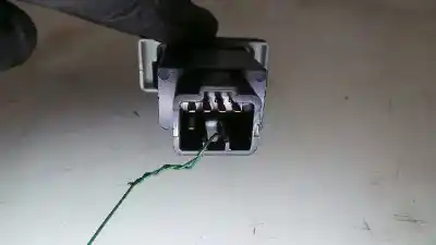 Pezzo di ricambio per auto di seconda mano interruttore per kia rio ls berlina riferimenti oem iam 864w02780  864w02780
