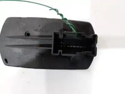 Second-hand car spare part left front power window switch for opel corsa d 1.3 16v cdti oem iam references 13258521  13258521