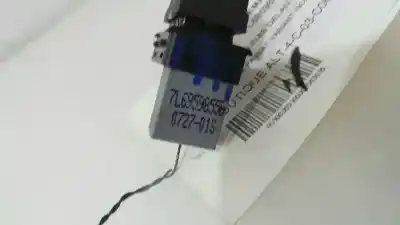 Автозапчастина б/у передній правий віконний вимикач для volkswagen passat variant (3c5) advance посилання на oem iam 7l6959855b  7l6959855b