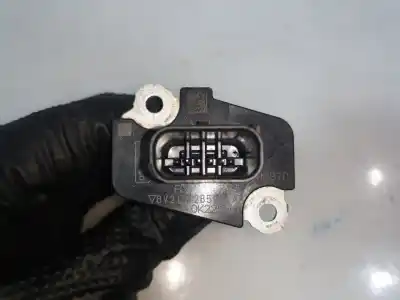 Pièce détachée automobile d'occasion débitmètre de masse d'air pour ford fiesta (cb1) ambiente références oem iam 1757312  8v2112b579aa