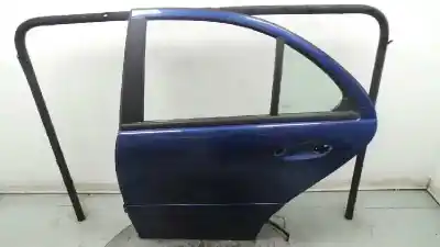 Recambio de automóvil de segunda mano de PUERTA TRASERA IZQUIERDA para MERCEDES CLASE C (W203) BERLINA  referencias OEM IAM A2037300705 A2037300705 A2037300705