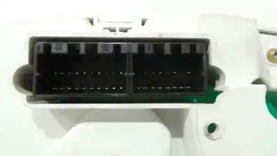 Gebrauchtes Autoersatzteil instrumententafel zum hyundai accent ii (lc) 1.5 crdi oem-iam-referenzen 9400825600  9400825600