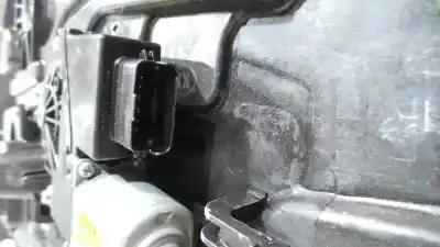 Second-hand car spare part passenger side right window regulator for kia cee´d maracaná oem iam references 82480a2310  82480a2310