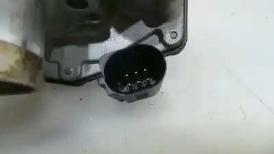 Автозапчастина б/у коробка метелика для ford b-max titanium посилання на oem iam 1828779  1828779
