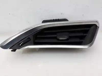 Pièce détachée automobile d'occasion GRILLE D'AÉRATION pour PEUGEOT 208  Références OEM IAM 9673131677  9673131677