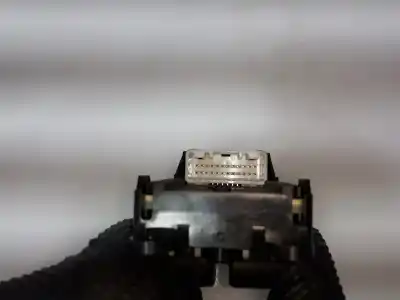 Second-hand car spare part left front power window switch for toyota corolla (_e12_) 2.0 d-4d (cde120_) oem iam references 8482002111  8482002111