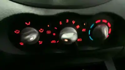 Pezzo di ricambio per auto di seconda mano controllo riscaldamento / aria condizionata per renault twingo authentique riferimenti oem iam 7701067954