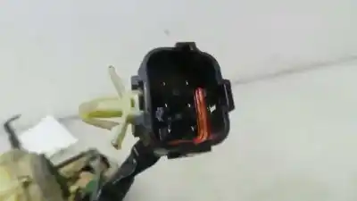 Автозапчасти б/у замок левой передней двери за kia sorento i (jc) 2.5 crdi ссылки oem iam 813103e010  813103e010