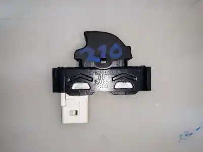 Pièce détachée automobile d'occasion commande de lève vitre avant droit pour peugeot 308 active références oem iam 96762292zd