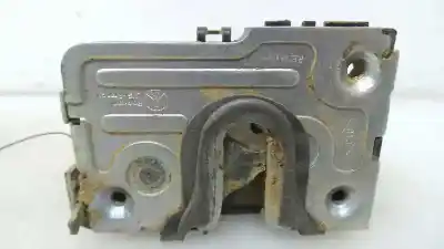 Автозапчастина б/у замок заднього правого дверя для dacia duster 1.5 dci diesel fap cat посилання на oem iam 825029556r