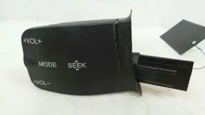 Peça sobressalente para automóvel em segunda mão comandos do volante por ford focus lim. (cb4) 1.6 tdci cat referências oem iam 758709