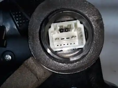 Автозапчасти б/у замок передней правой двери за daihatsu sirion (m3..) 1.3 ссылки oem iam 229040907  229040907