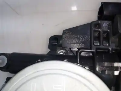 Second-hand car spare part passenger side right window regulator for daihatsu sirion (m3..) 1.3 oem iam references 85710b2020  85710b2020