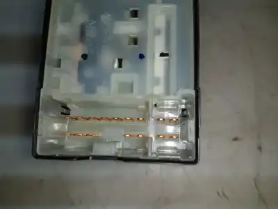 Peça sobressalente para automóvel em segunda mão botão / interruptor elevador vidro dianteiro esquerdo por nissan note acenta referências oem iam 254013bb0c  254013bb0c