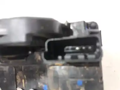 Second-hand car spare part front right door lock for nissan note acenta oem iam references 805003vv0a 805003vv0a 805003vv0a