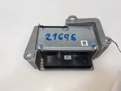 Second-hand car spare part airbag control unit for renault clio iii authentique oem iam references 8200563368  8200563368