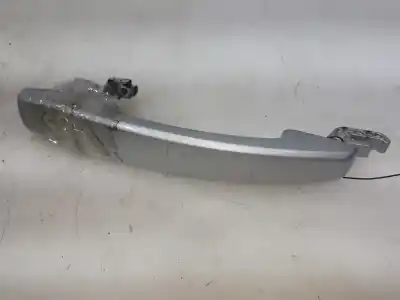 Pièce détachée automobile d'occasion POIGNÉE DE PORTE AVANT GAUCHE pour OPEL ASTRA J SPORTS TOURER (P10)  Références OEM IAM 92233089 92233089 92233089