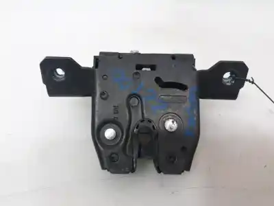 Pièce détachée automobile d'occasion COFFRE / SERRURE DE PORTE pour OPEL ASTRA J LIM.  Références OEM IAM 13587646  13587646