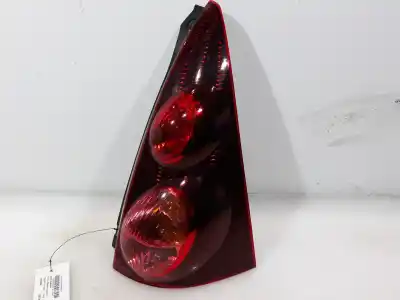 Peça sobressalente para automóvel em segunda mão farolim traseiro direito por peugeot 107 urban referências oem iam 6351x6