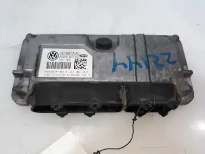 İkinci el araba yedek parçası ECU MOTOR KONTROL CIHAZI için VOLKSWAGEN POLO (6R1)  OEM IAM referansları 03C906024BJ 03C906024BJ 