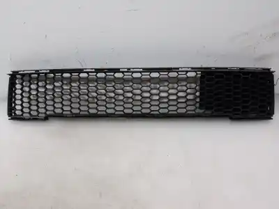 Автозапчасти б/у центральная решетка бампера за fiat 500 (312_) 1.2 (312axa1a) ссылки oem iam 51797997