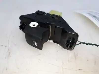 Pezzo di ricambio per auto di seconda mano interruttore alzacristalli anteriore destro per kia stonic (ybcuv) tech riferimenti oem iam 93575h8000