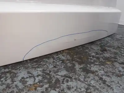 Second-hand car spare part tailgate for land rover evoque se oem iam references bj3240010a  bj3240010a