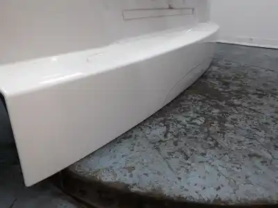 Second-hand car spare part tailgate for land rover evoque se oem iam references bj3240010a  bj3240010a