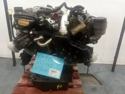 Second-hand car spare part complete engine for chrysler 300c (lx, le) 3.0 crd oem iam references 642982  642982