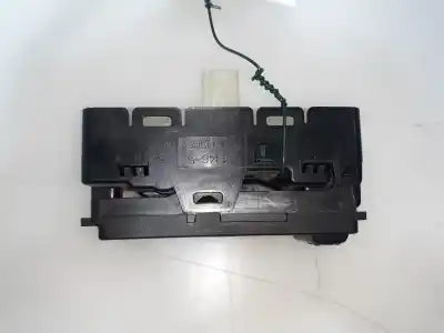 Second-hand car spare part right front power window switch for chrysler 300c (lx, le) 3.0 crd oem iam references 04602786aa  04602786aa