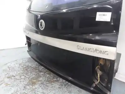 Pezzo di ricambio per auto di seconda mano portellone per ssangyong kyron 200 xdi limited riferimenti oem iam 6401109100  6401109100