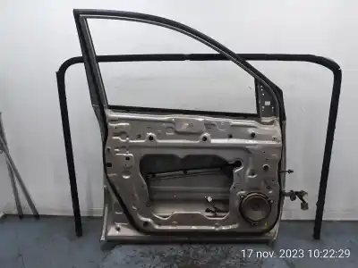 Second-hand car spare part left front door for renault koleos privilege oem iam references 801010029r  801010029r