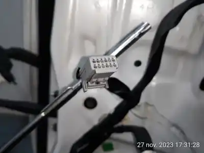 Автозапчасти б/у дверь задняя правая за lexus is 300h ссылки oem iam 6700353070  6700353070