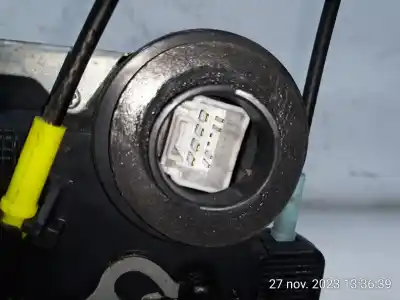 Автозапчасти б/у замок задней левой двери за lexus is 300h ссылки oem iam 6906053040  6906053040