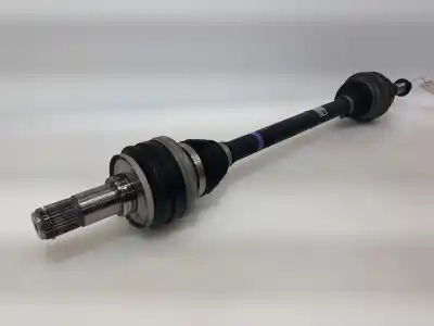Автозапчастина б/у трансмісія задня права для lexus is 300h посилання на oem iam 4233053040  4233053040