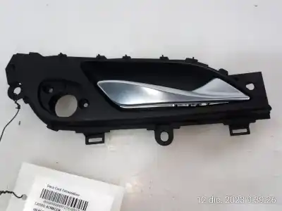 Recambio de automóvil de segunda mano de maneta interior delantera derecha para hyundai i40 1.7 crdi cat referencias oem iam 2611172800