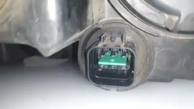 Автозапчасти б/у левая фара за kia sorento i (jc) 2.5 crdi ссылки oem iam 921013e5xx  921013e5xx