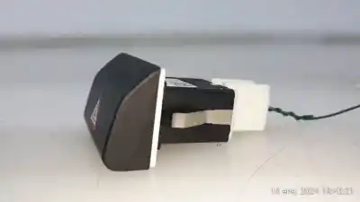Peça sobressalente para automóvel em segunda mão interruptor 4 piscas - emergência por skoda superb combi (3t5) ambition referências oem iam 3t0953235d  3t0953235d