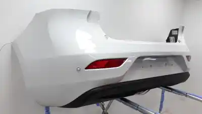 Second-hand car spare part rear bumper for volvo v40 kinetic oem iam references 39820441  39820441