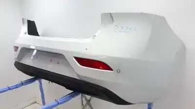 Second-hand car spare part rear bumper for volvo v40 kinetic oem iam references 39820441  39820441