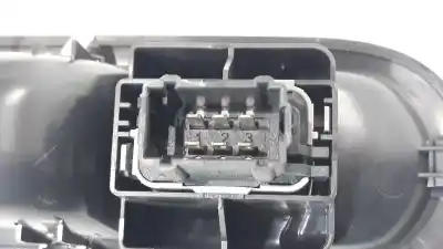 Second-hand car spare part right front power window switch for renault twingo dynamique oem iam references 8200356517b  8200356517b