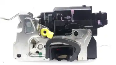 Автозапчастина б/у замок передніх дверей лівий для dacia duster laureate 4x2 посилання на oem iam 8200735227  8200735227