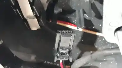 Автозапчастина б/у кермо для renault clio iv (bh_) 1.5 dci 90 посилання на oem iam 484001738r  484001738r