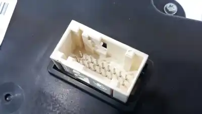 Peça sobressalente para automóvel em segunda mão quadrante por citroen c4 picasso feel referências oem iam 9811083780  9811083780