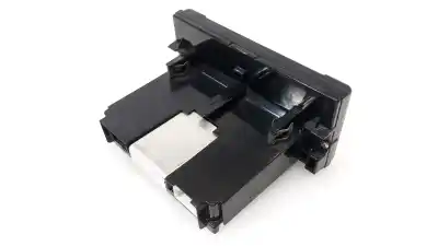 Second-hand car spare part multifunction display for volvo c30 1.6 d oem iam references 31268055  31268055