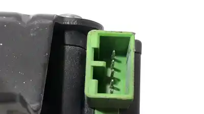 Second-hand car spare part trunk lock for volvo c30 1.6 d oem iam references 30784739  30784739